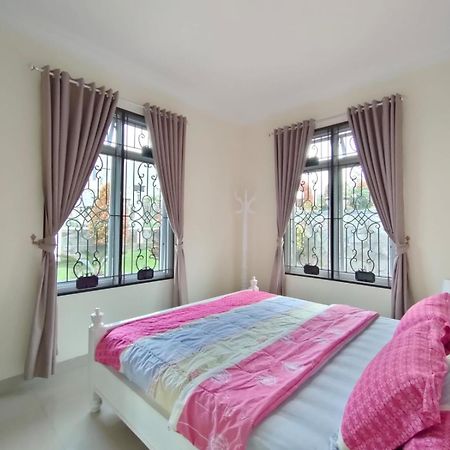Villa Kandara Hanjawar Puncak Sindanglaya Luaran gambar