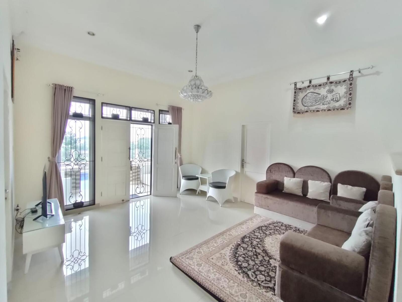 Villa Kandara Hanjawar Puncak Sindanglaya Luaran gambar