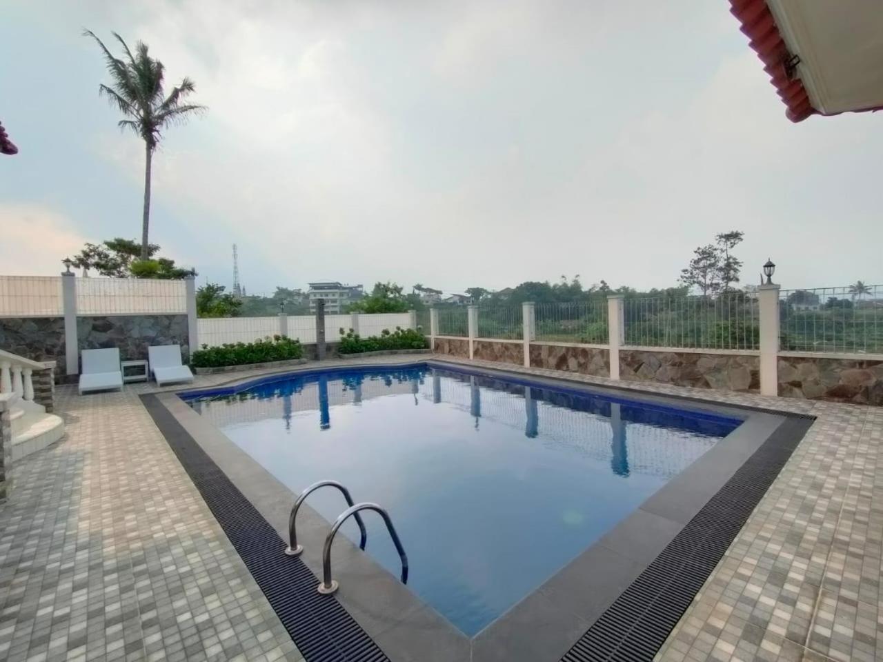 Villa Kandara Hanjawar Puncak Sindanglaya Luaran gambar