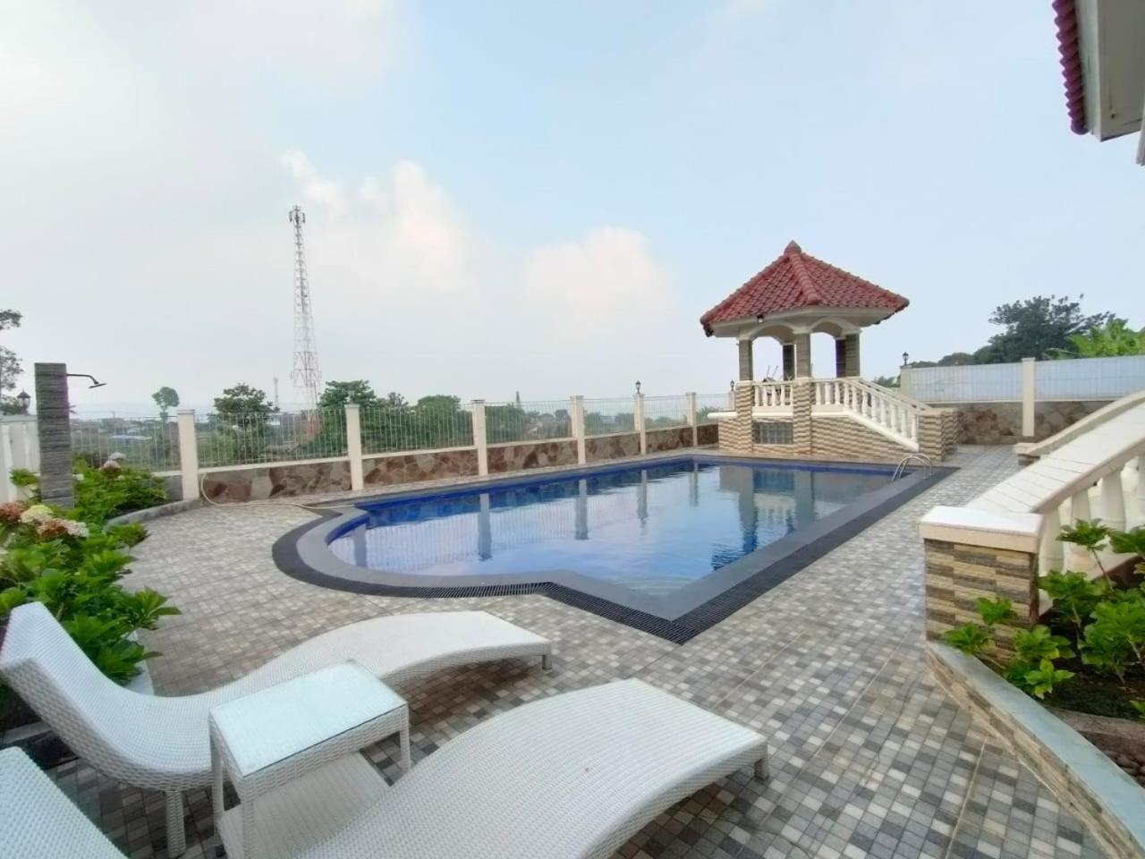 Villa Kandara Hanjawar Puncak Sindanglaya Luaran gambar